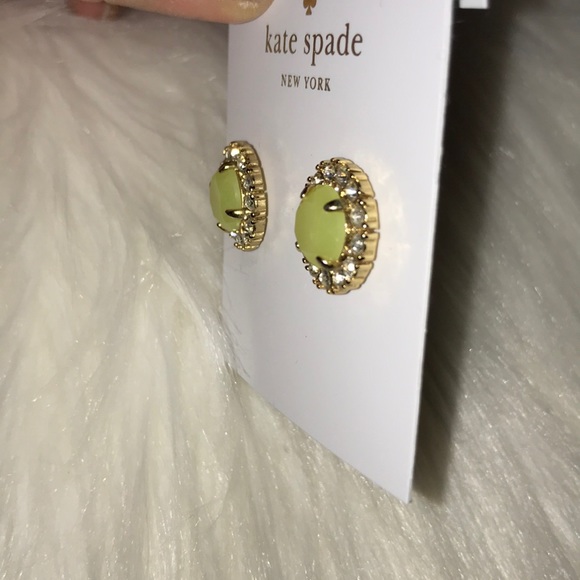 Kate Spade ♠️ Gold-Tone Round Crystal Stud Earring - Picture 3 of 4